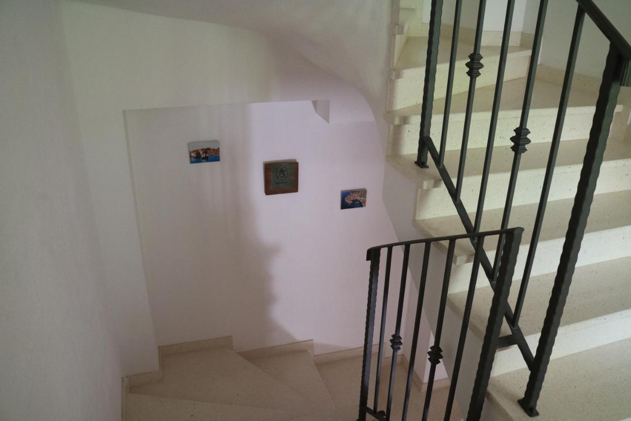 Studio Apartments & Rooms Lela, Sipan Island Sipanska Luka  Luaran gambar
