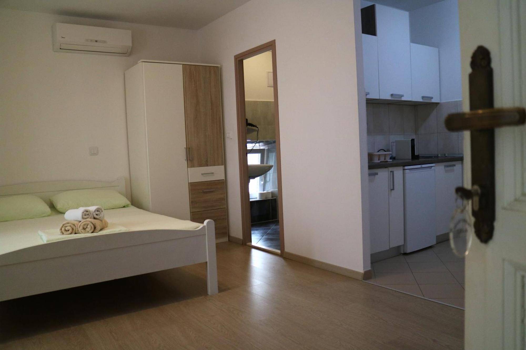Studio Apartments & Rooms Lela, Sipan Island Sipanska Luka  Luaran gambar
