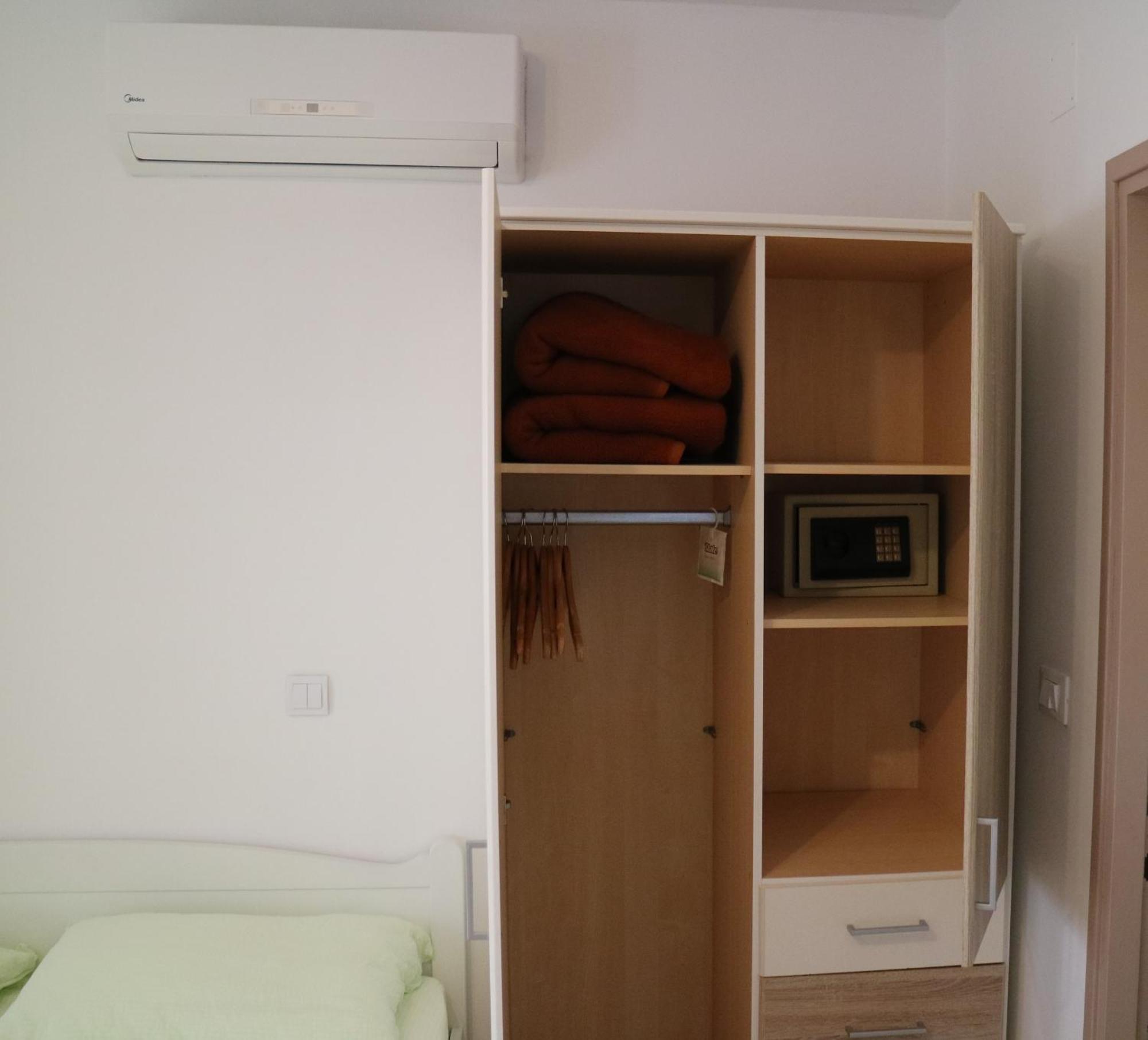 Studio Apartments & Rooms Lela, Sipan Island Sipanska Luka  Bilik gambar